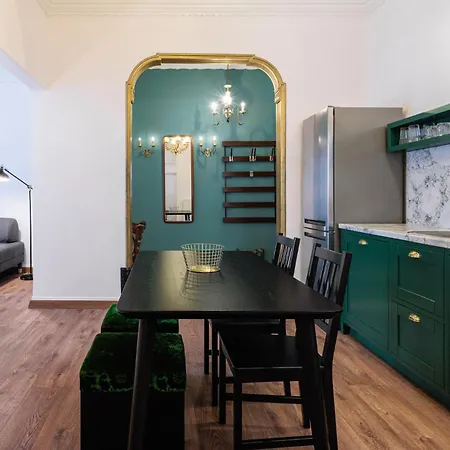F & B Collection - Lux & Artdeco * Soluň
